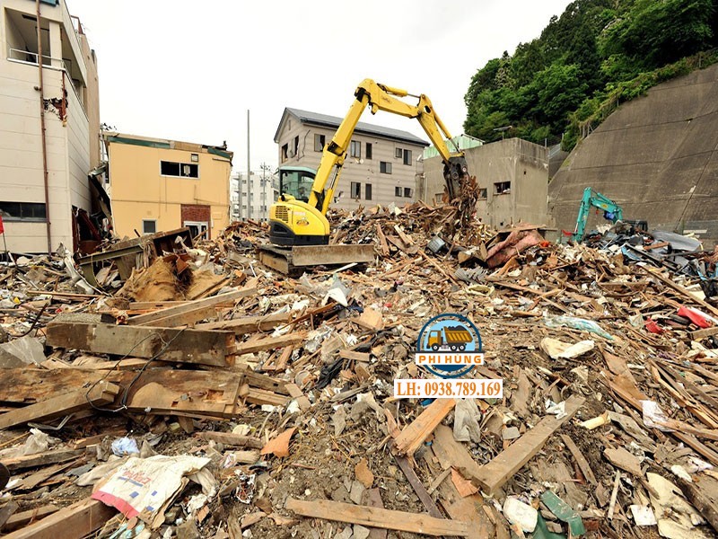 Dịch Vụ Tháo Dỡ Nhà Cũ Quận 3 – Nhanh, Gọn, Có Xe Chở Phế Thải Trọn Gói | VẬN TẢI PHI HÙNG
